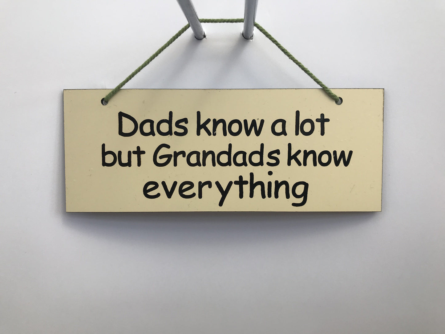 Dads know a lot but Grandads know everything Gifts www.HouseSign.co.uk