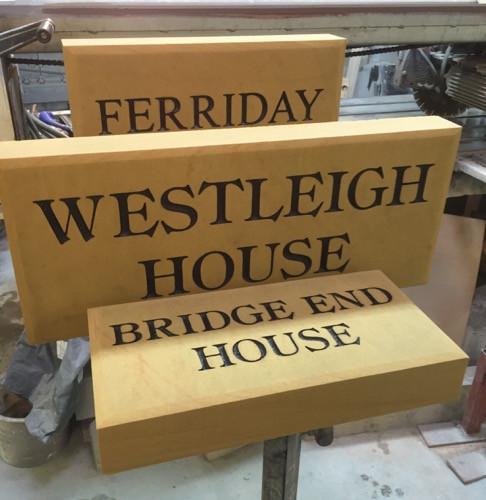 Build in The Wall Stone Signs – www.housesign.co.uk