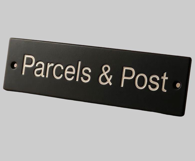 Parcels & Post 20cm x 5cm Gate Signs www.HouseSign.co.uk 