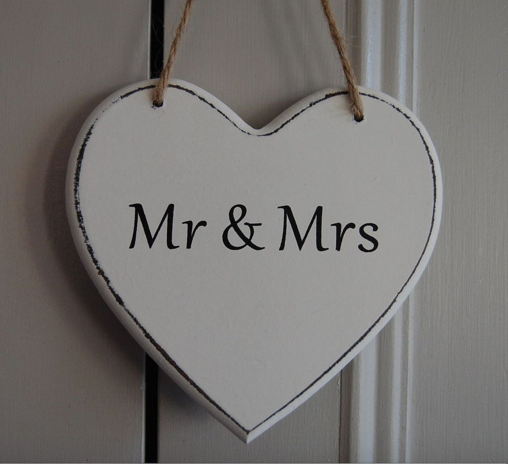 Mr & Mrs Gifts www.HouseSign.uk 